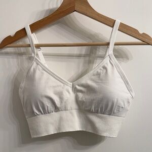 NWOT lululemon ebb to street bra *light support C/D cup